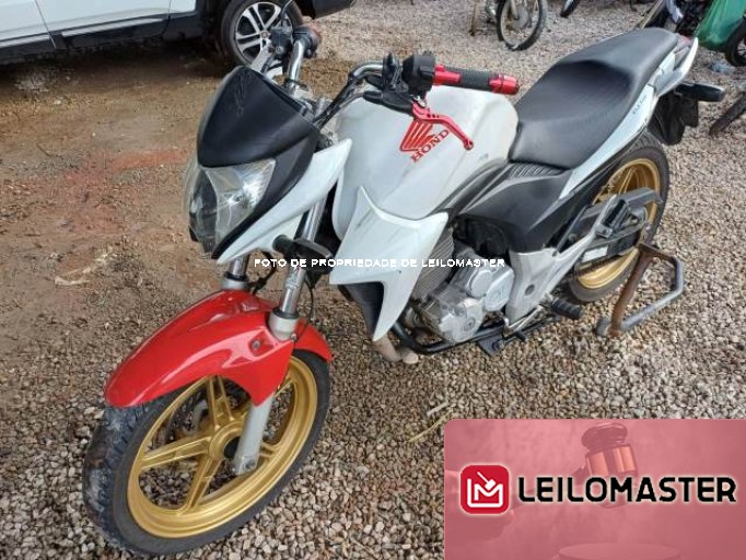 HONDA CB 300 R 15/15