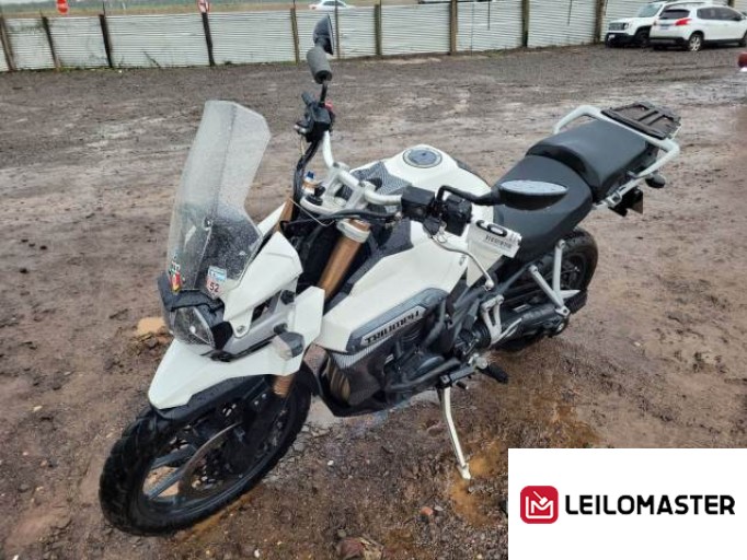 TRIUMPH TIGER EXPLORER 15/15
