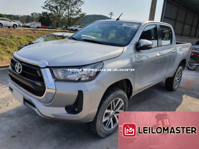 TOYOTA HILUX  21/21