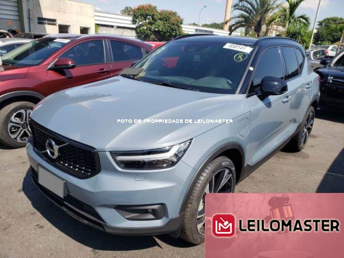 VOLVO XC40 21/21